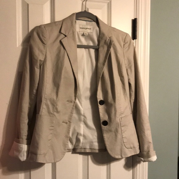 Banana Republic skirt suit set - Picture 6 of 6